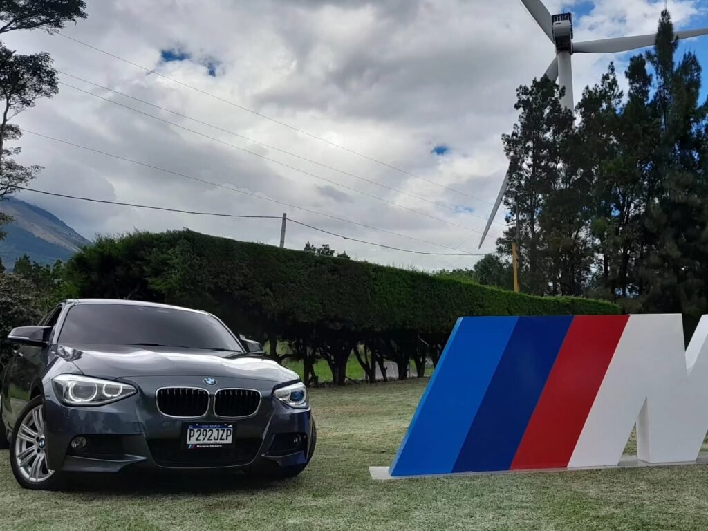 BMW car auto club guatemala